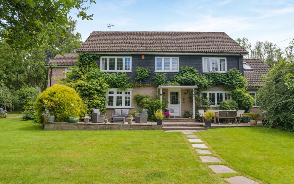 Main image of property: Llantrisant, Usk, NP15