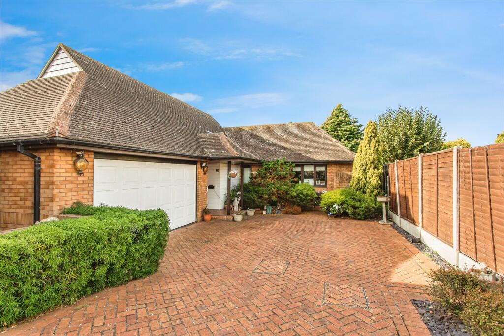 Main image of property: Noredale, SOUTHEND-ON-SEA, Essex, SS3