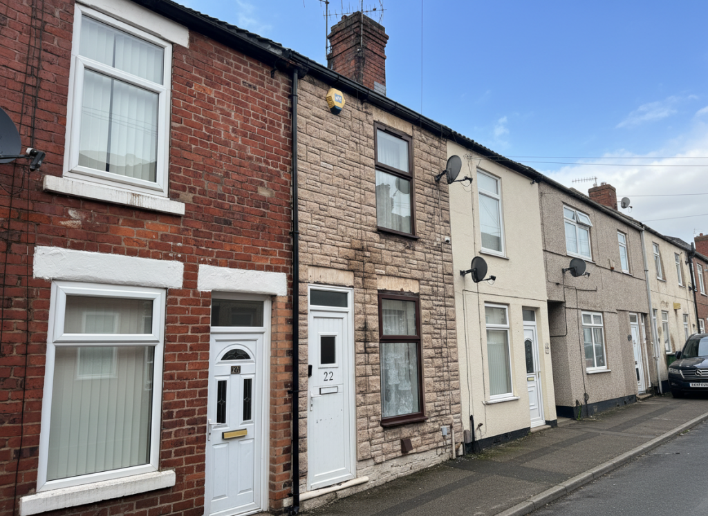 Main image of property: 22 Gedling Street, Mansfield NG18 4AH