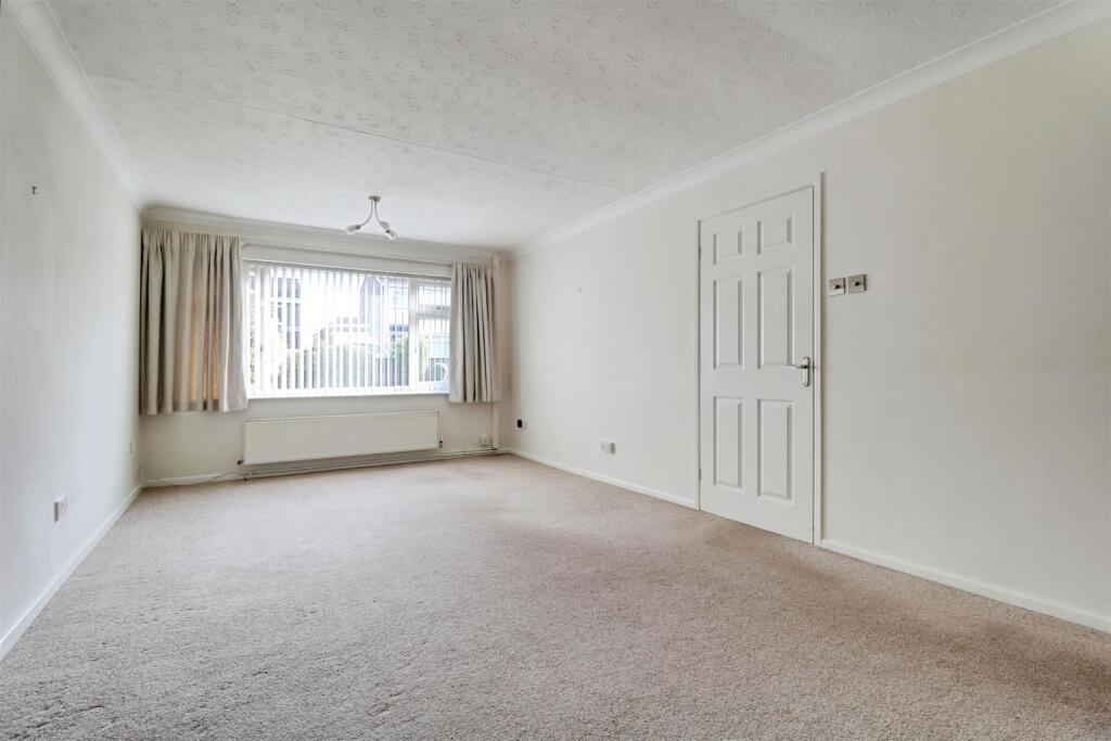 Townfield Close, Talke photo 4