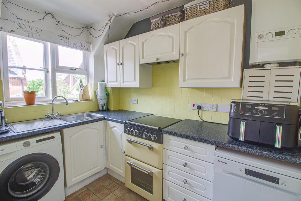 Apartment in Welwyn Hatfield, Welwyn - View 4