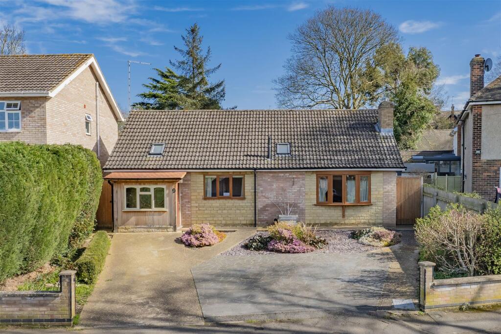 Main image of property: The Crescent, Kettering