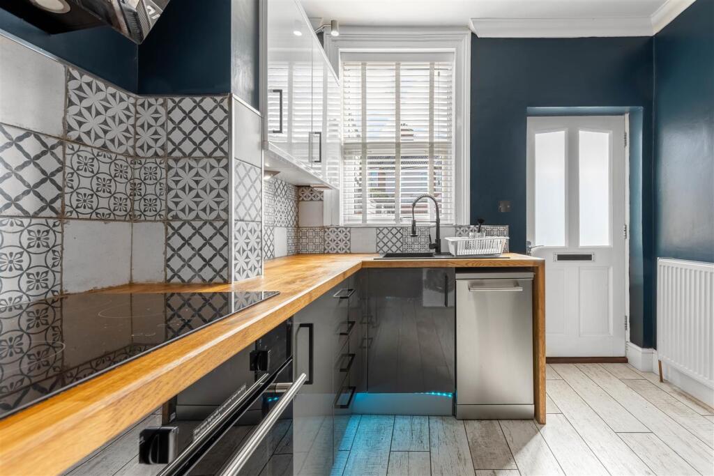 Property photo 8