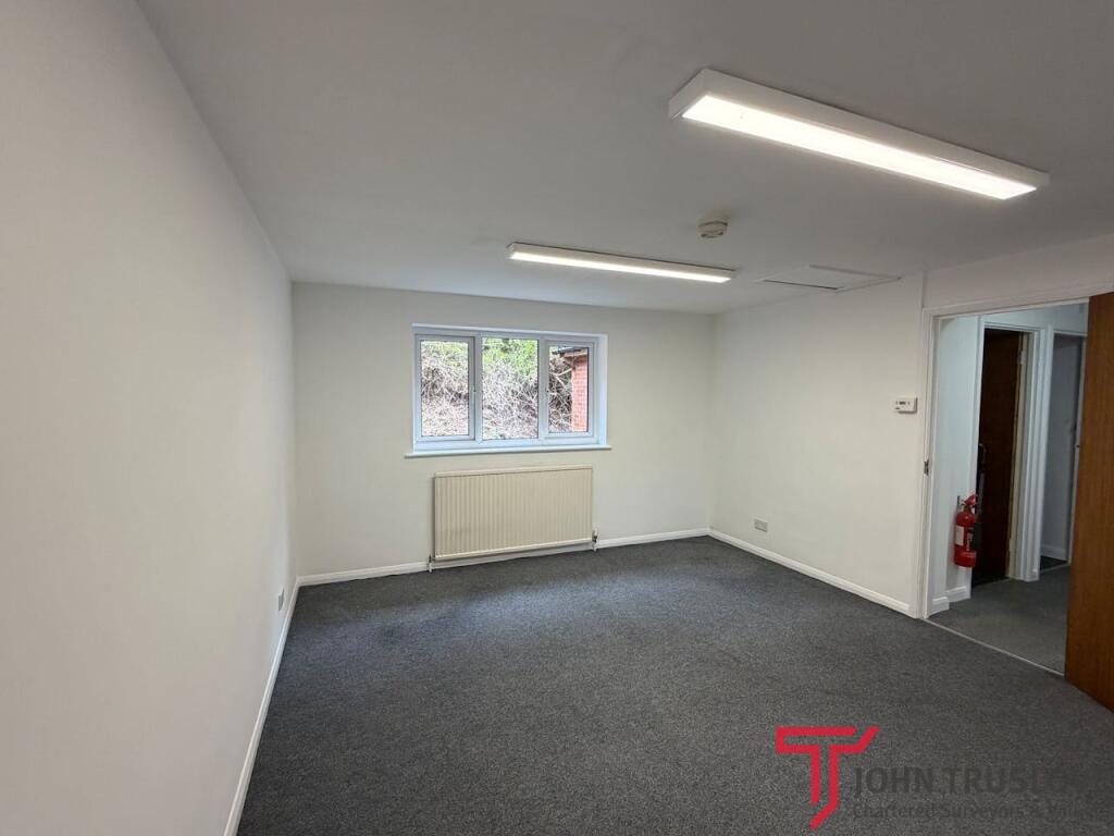 Additional image 6 of First Floor, 20 St. John Street, Bromsgrove, B61 8QY