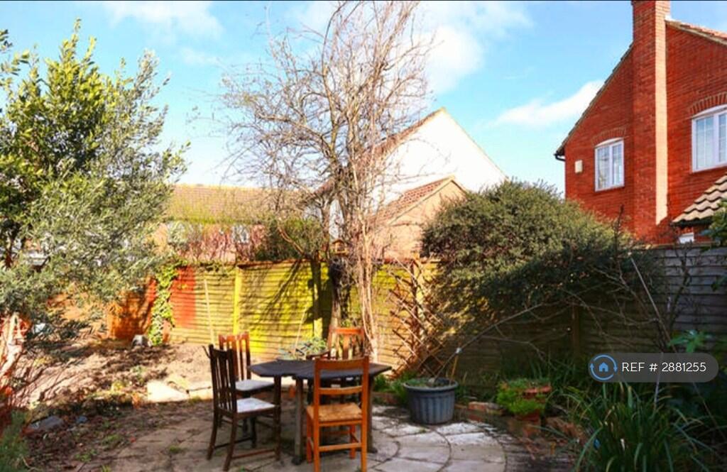 House in London - View 4