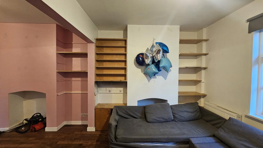 House in London - View 4