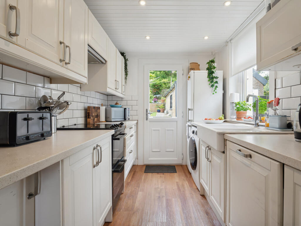 House in Glasgow, Killermont, East Dunbartonshire - More