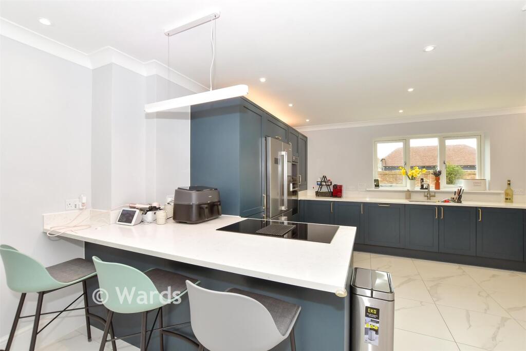 4-bed detached on Bartlets Lane, Chilmington Green, Ashford, Kent, £675,000
