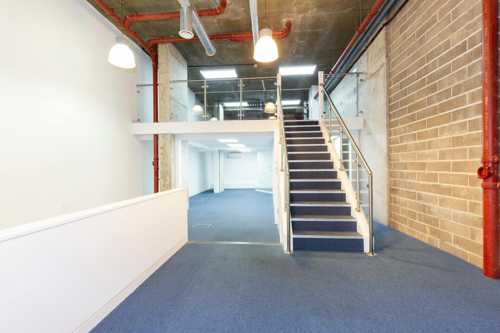 Unit 23 Studios Holloway 02.jpg