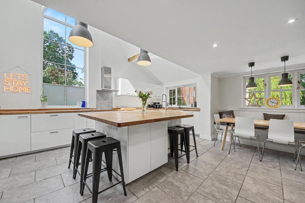 Broad Lane, Swanmore, SO32 - View 3