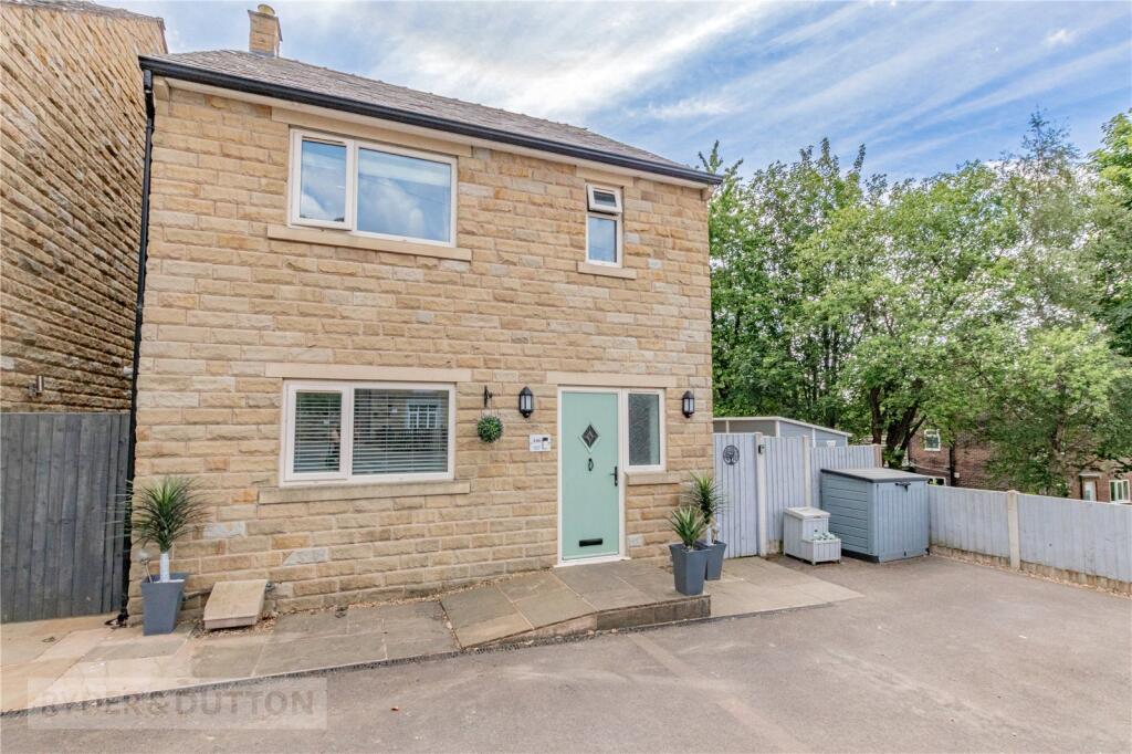 4-bed detached on Sheffield Road, Glossop, Derbyshire, SK13, £399,950