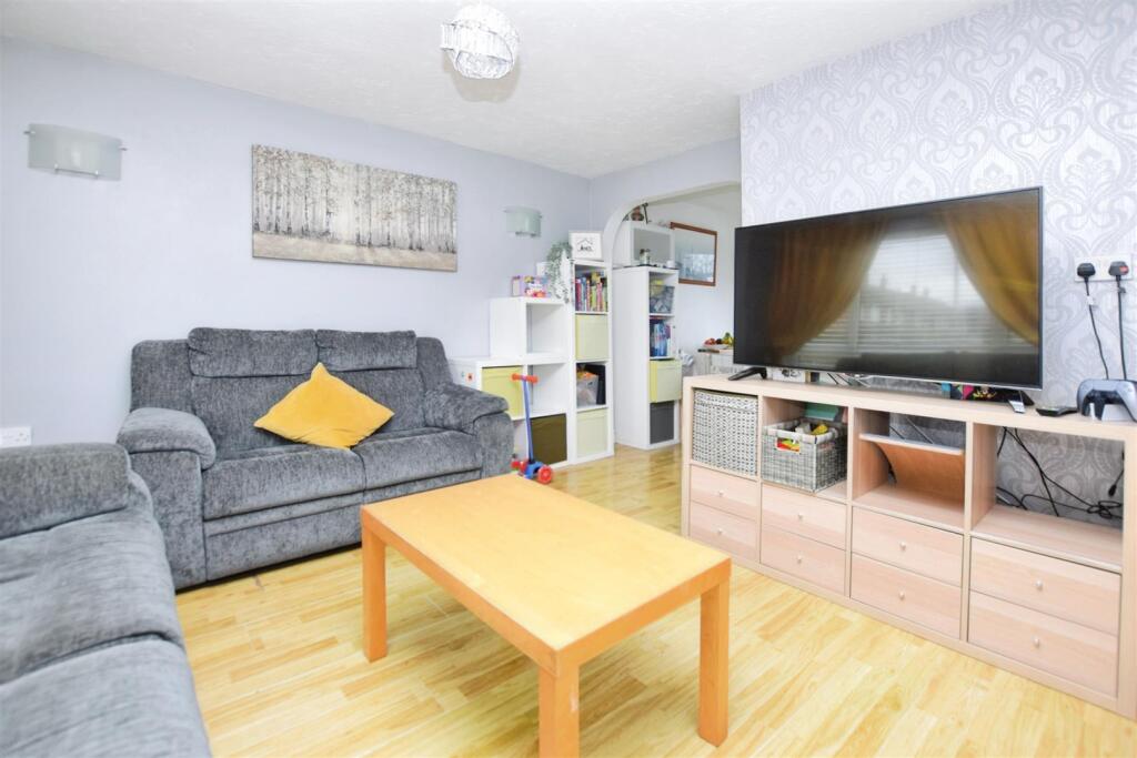 Ffordd Y Morfa, Abergele, LL22 photo 2