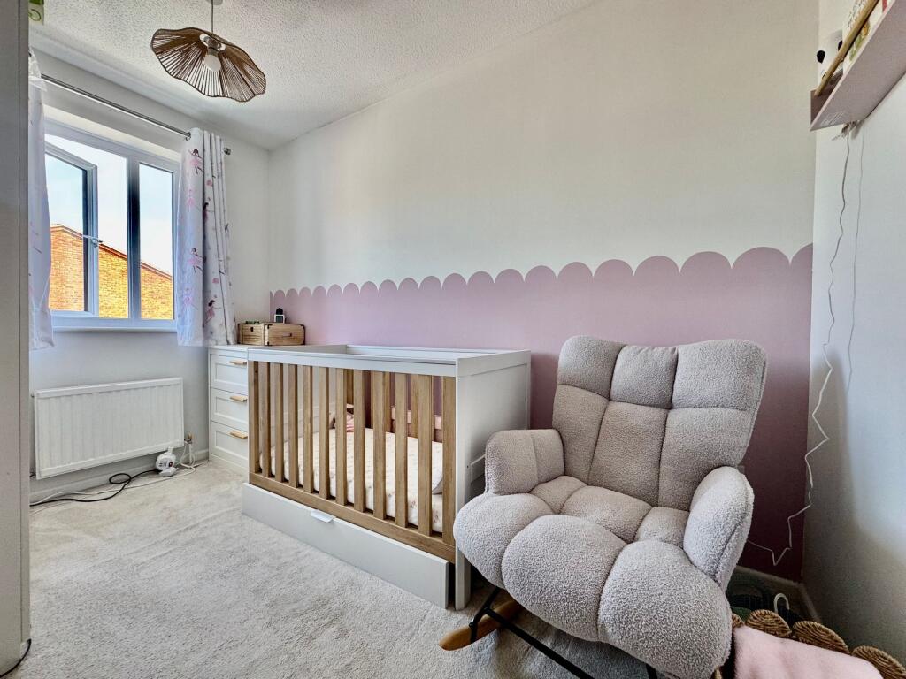 House in Luton - View 5