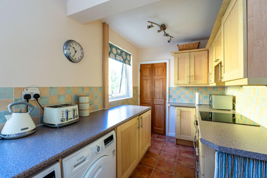 House in Oxford, Headington - More