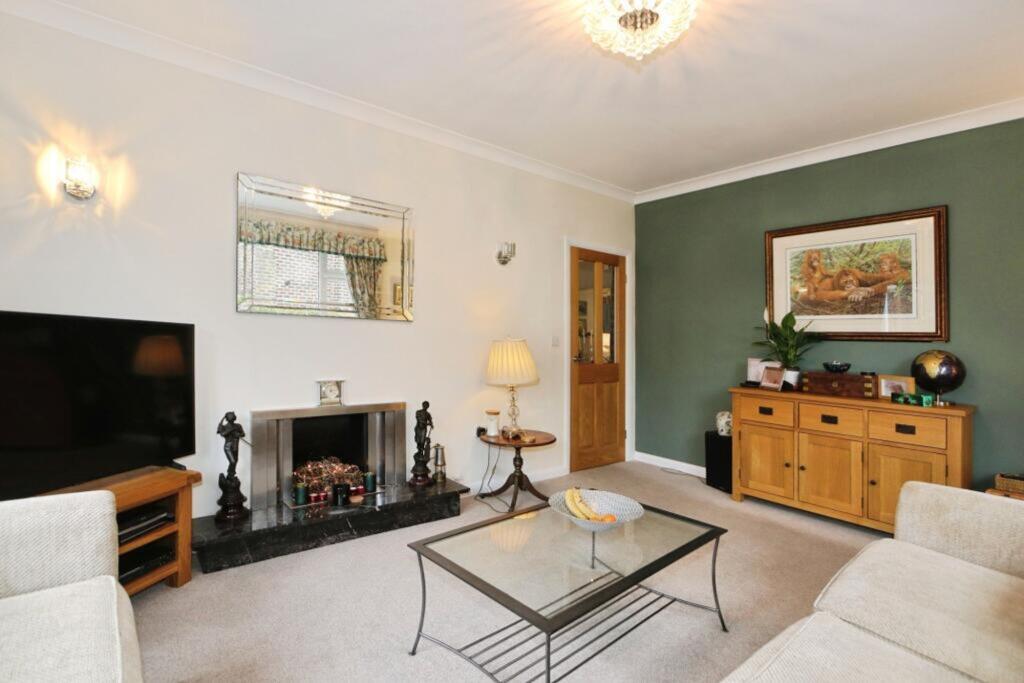 House in Leicester - View 2