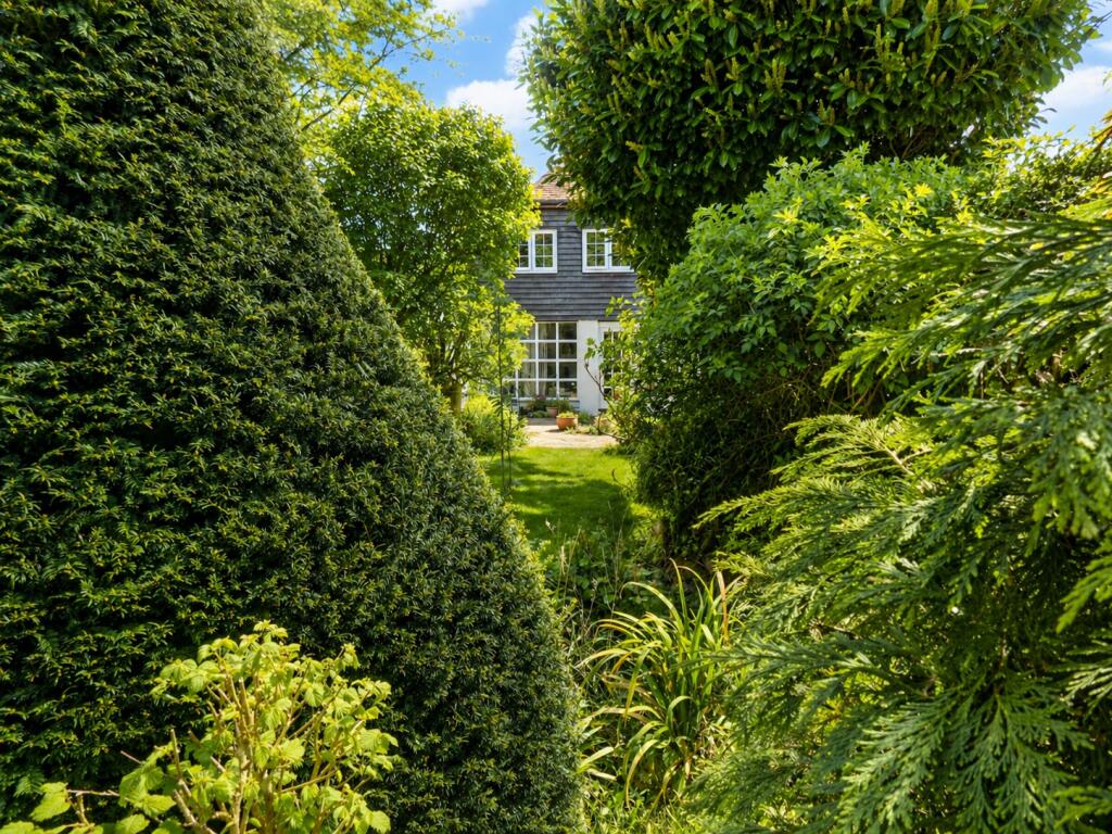 Additional image 4 of Church End, Redbourn, St. Albans, Hertfordshire, AL3
