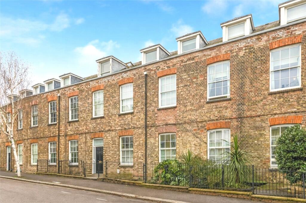 Main image of property: St Mary Road, Walthamstow, London, E17