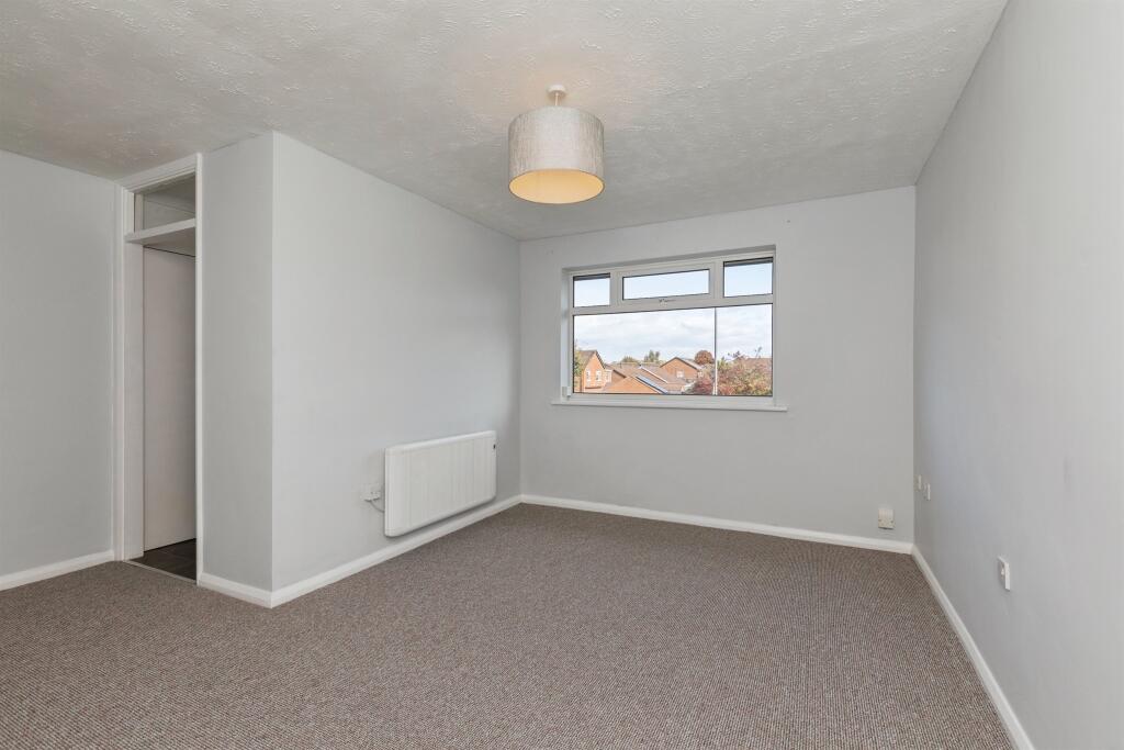 Ash Close, Yate, Bristol photo 3