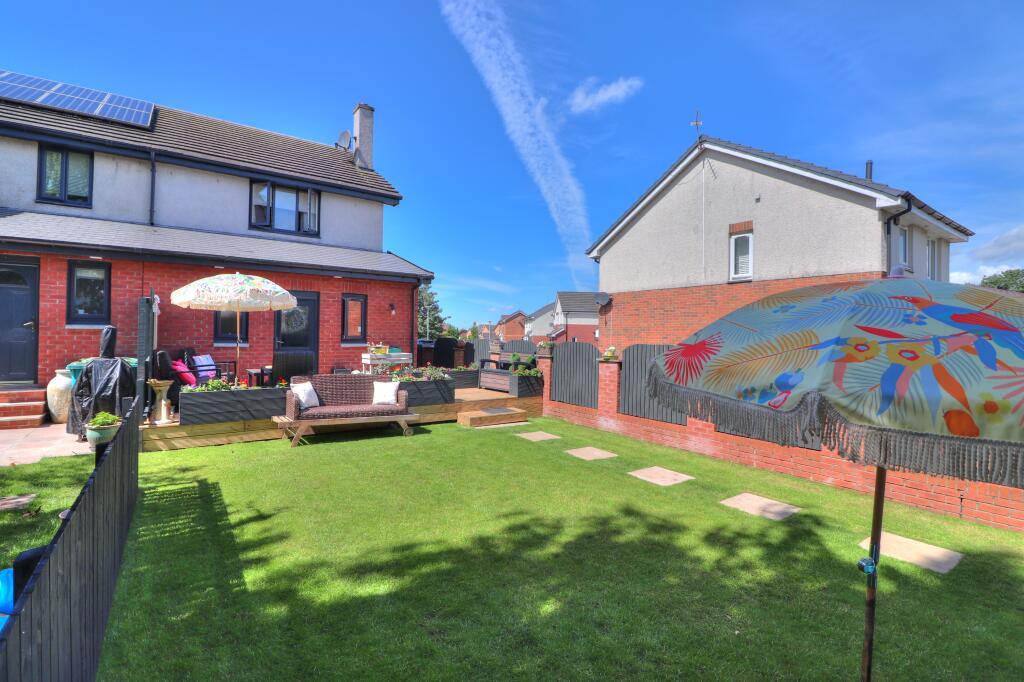 Lochwood Loan, Glasgow, G69 photo 2
