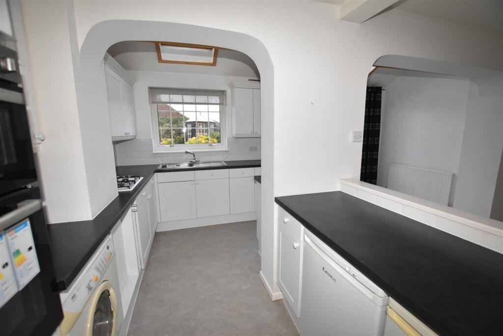 Heathfield Road, Broomfield, Chelmsford photo 4