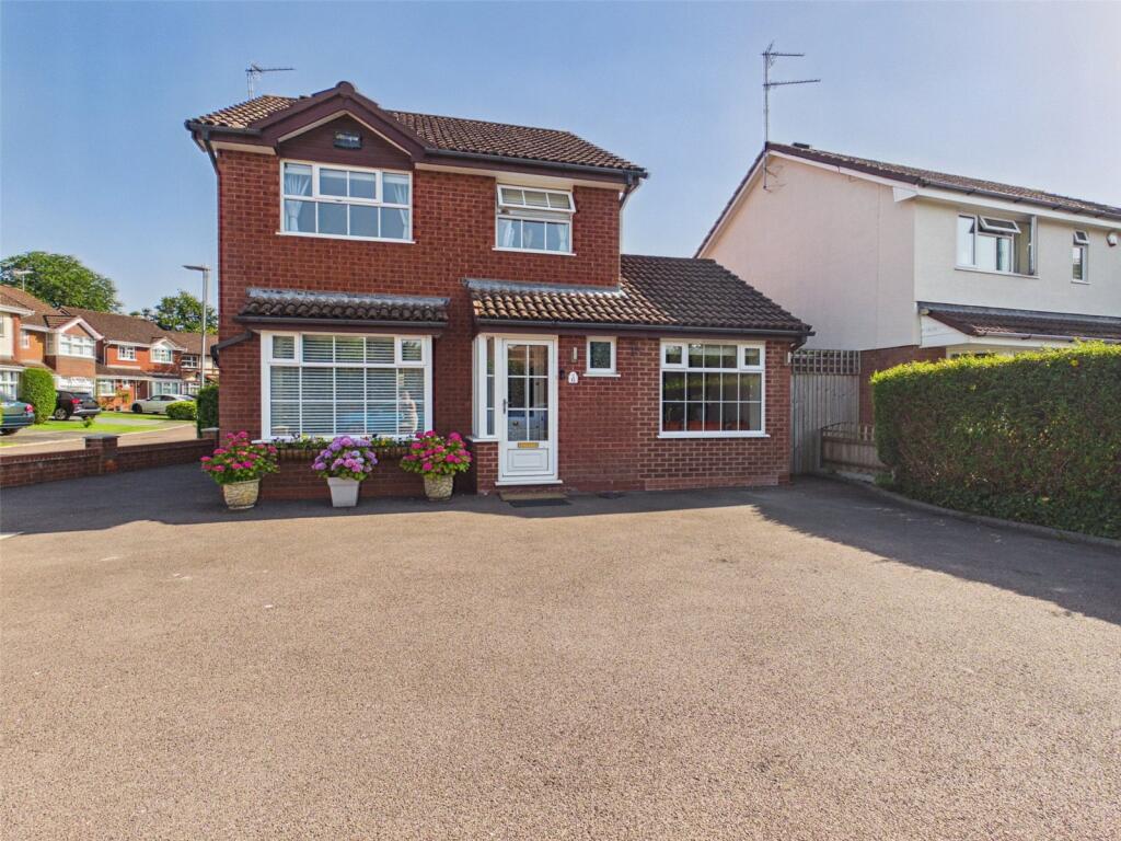 Main image of property: Churchview Drive, Barnwood, Gloucester, Gloucestershire, GL4