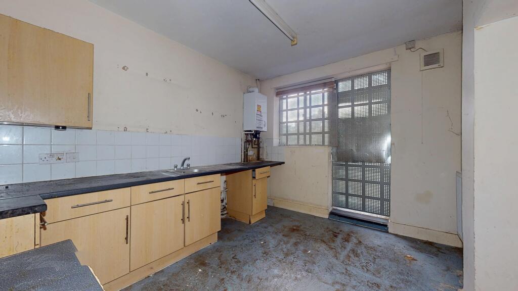 Apartment in London - View 5