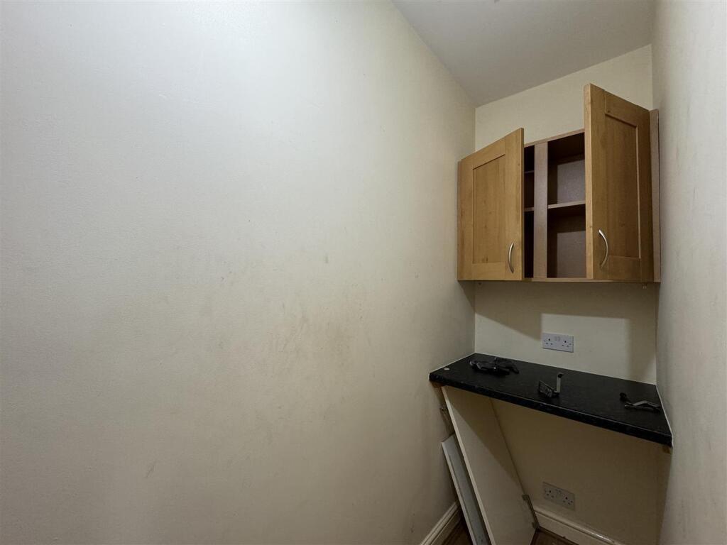 Apartment in Manchester - View 5