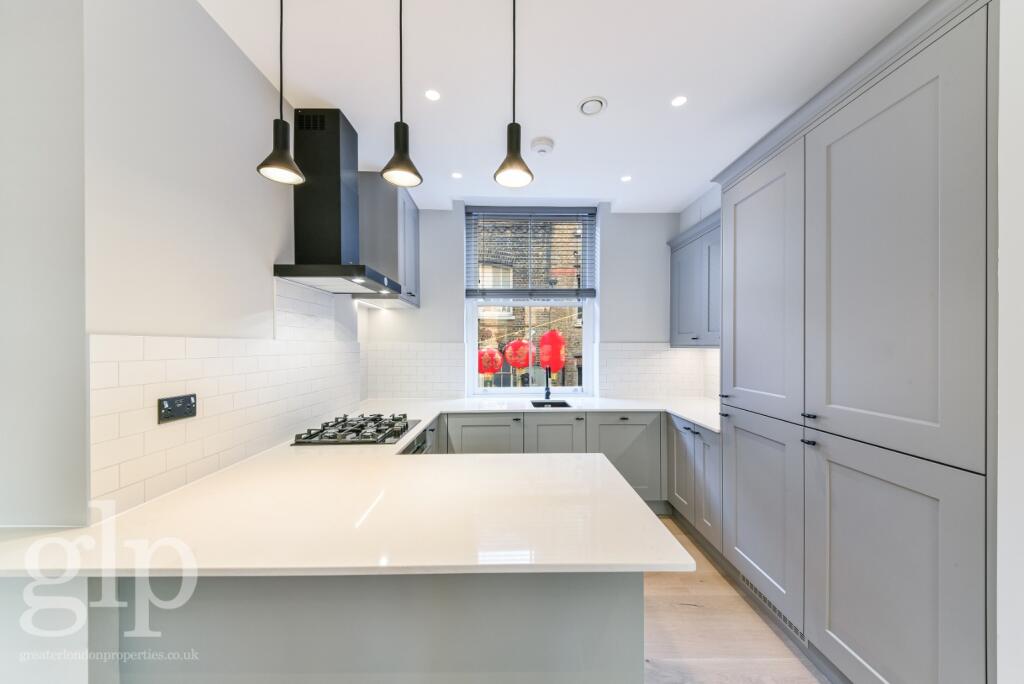 Apartment in London, Chinatown - More