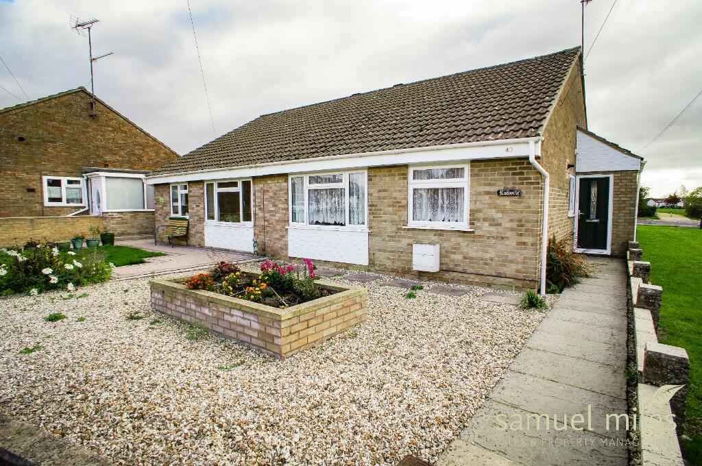 2-bed semi-detached on Keats Close, Royal Wootton Bassett, SN4 8HH, £310,000