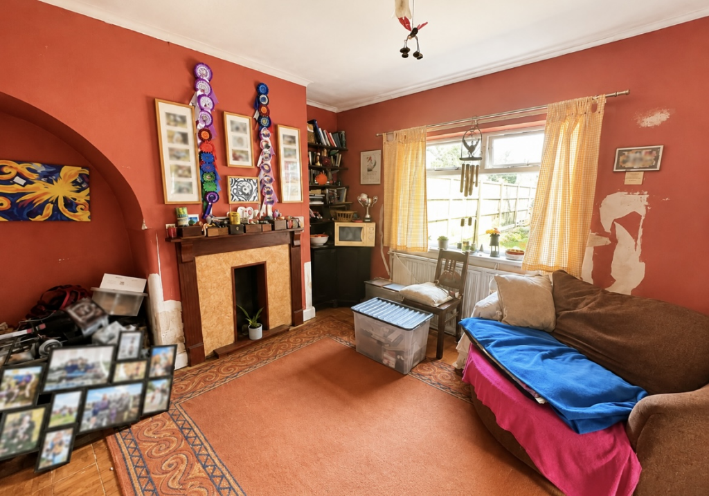 House in Runcorn, Halton Lea, The Brow - View 5