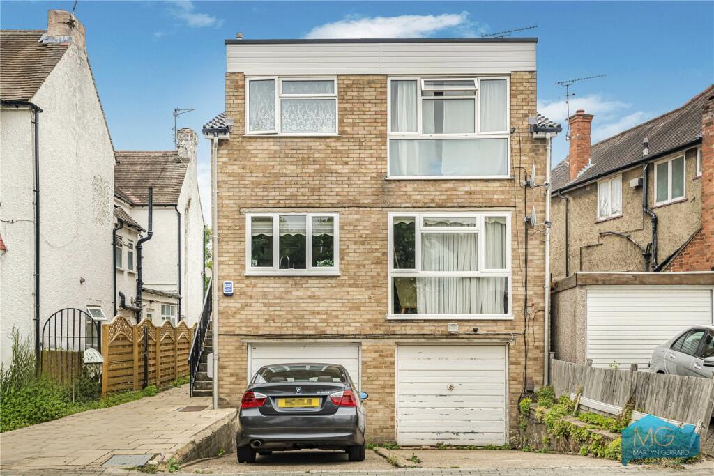 Main image of property: Langley Park, Mill Hill, London, NW7