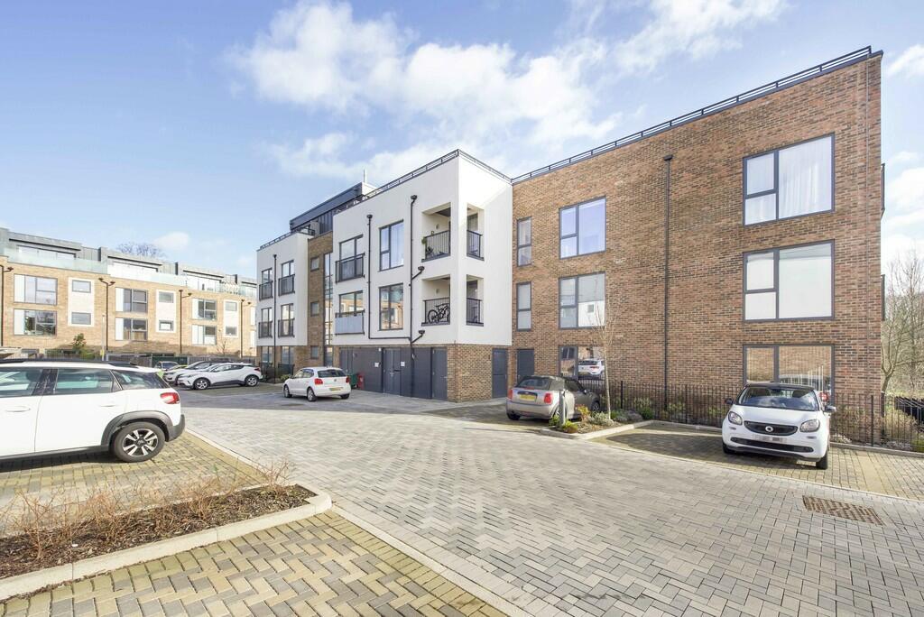 Main image of property: Kenley Place, Uxbridge