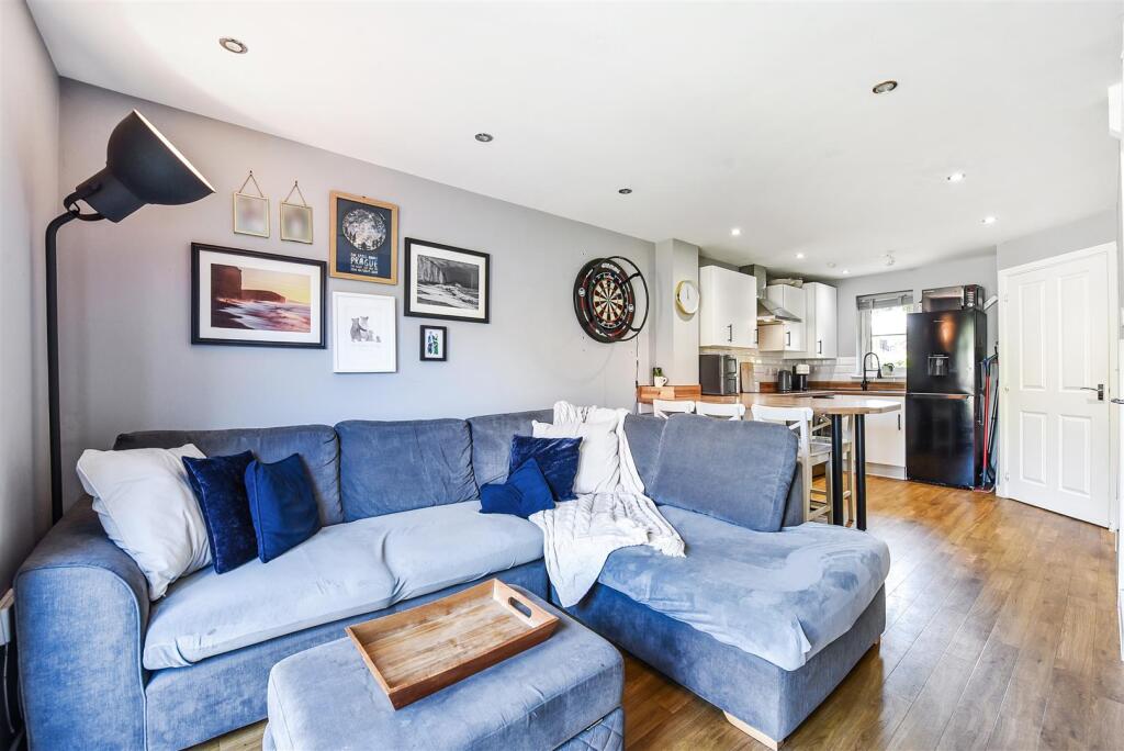 Halter Way, Andover - View 6