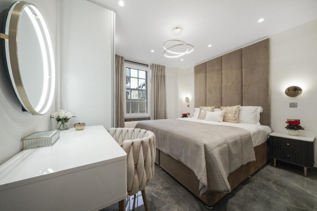 Apartment in London, City of Westminster - More
