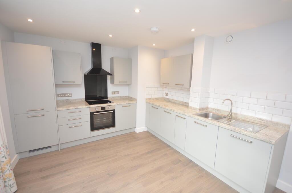 Main image of property: High Street, BRAINTREE