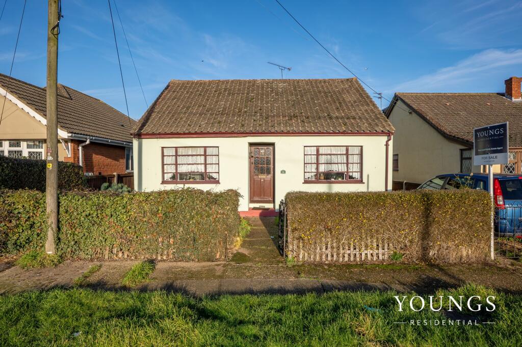 Main image of property: Laburnum Grove, Canvey Island, SS8