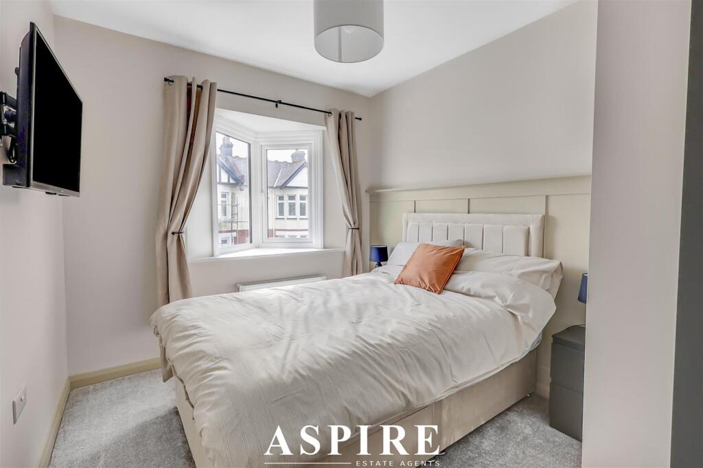 House in Southend-on-Sea, Prittlewell - View 2