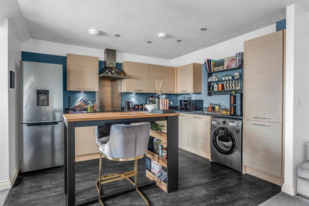 Apartment in Stevenage - More