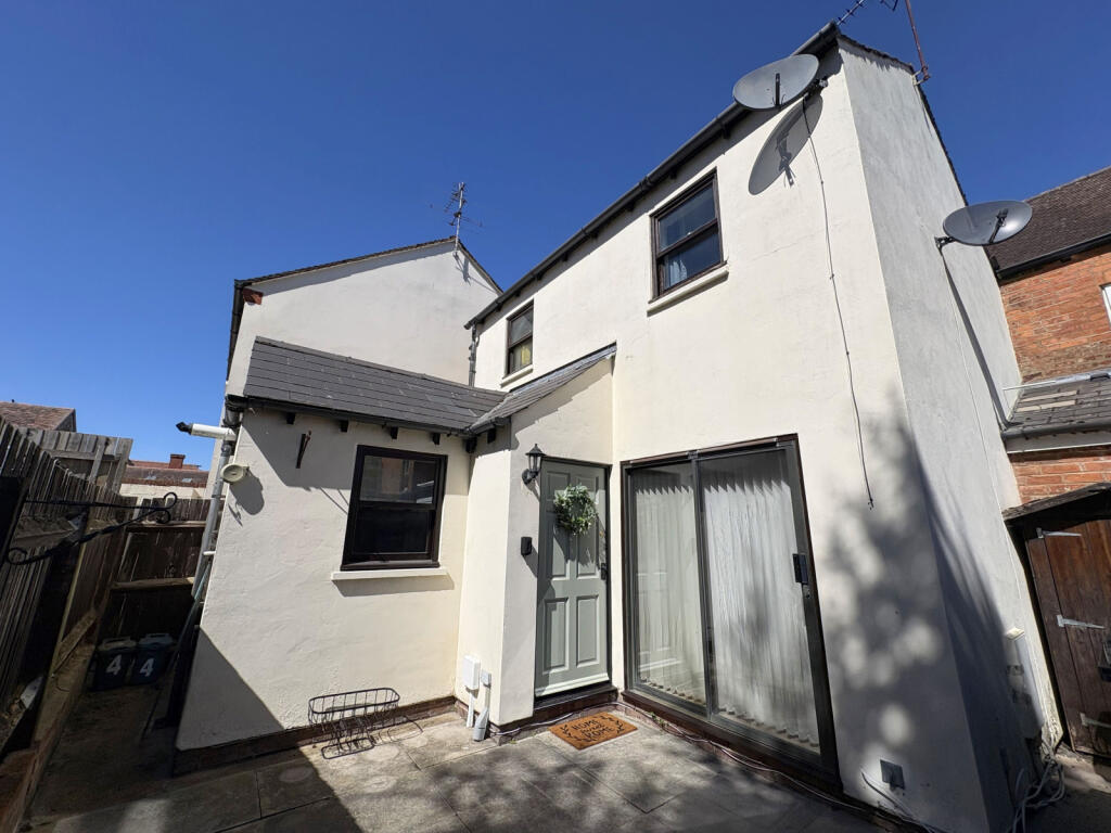 Main image of property: Davis Alley, Tewkesbury, GL20
