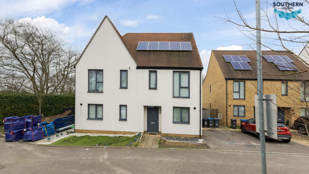 Main image of property: Cartwright Place, Coulsdon, Surrey, CR5 3GP