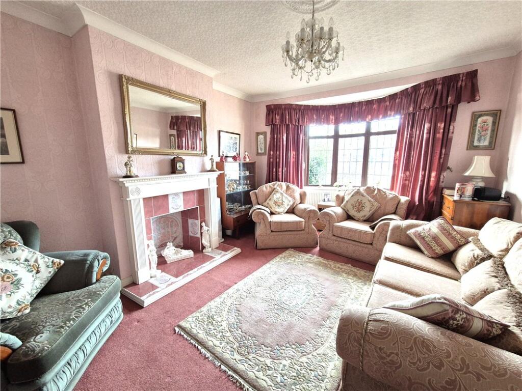 House in Orpington, Broom Hill, Ramsden - View 2