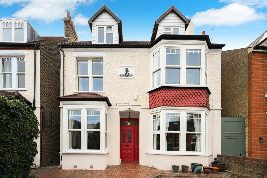 House in London, Perivale