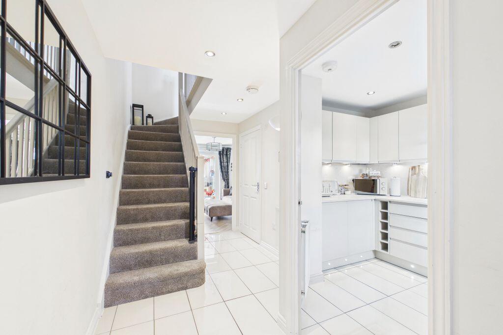 House in Bonnyrigg, Hopefield - View 5
