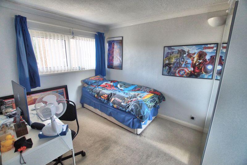 Apartment in Fareham, Hampshire - View 6