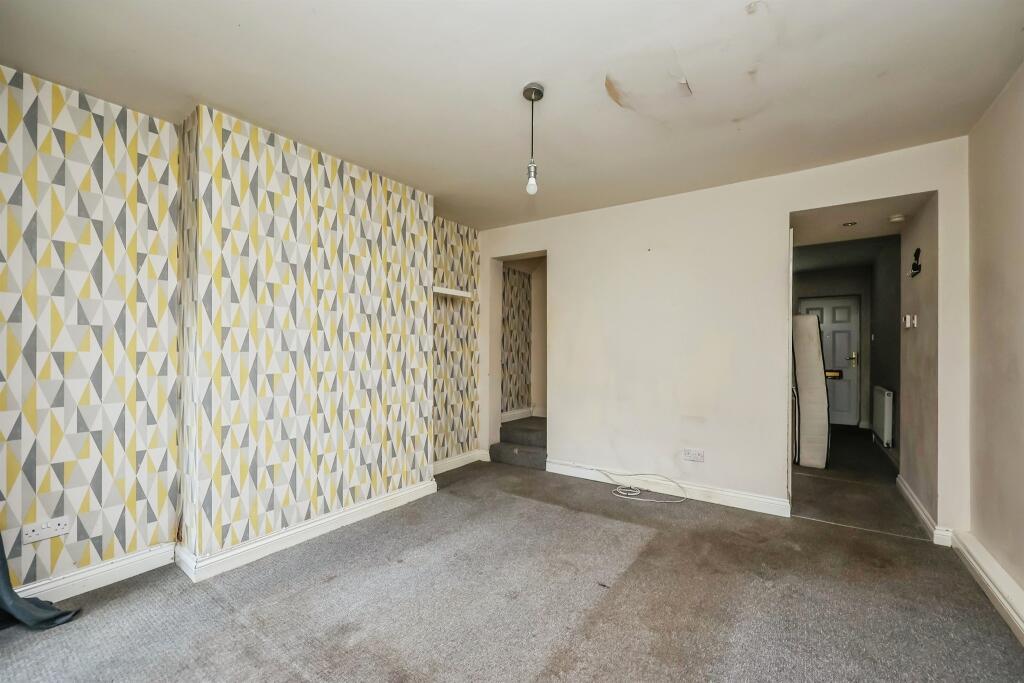 Springfield Gardens, Ilkeston photo 4