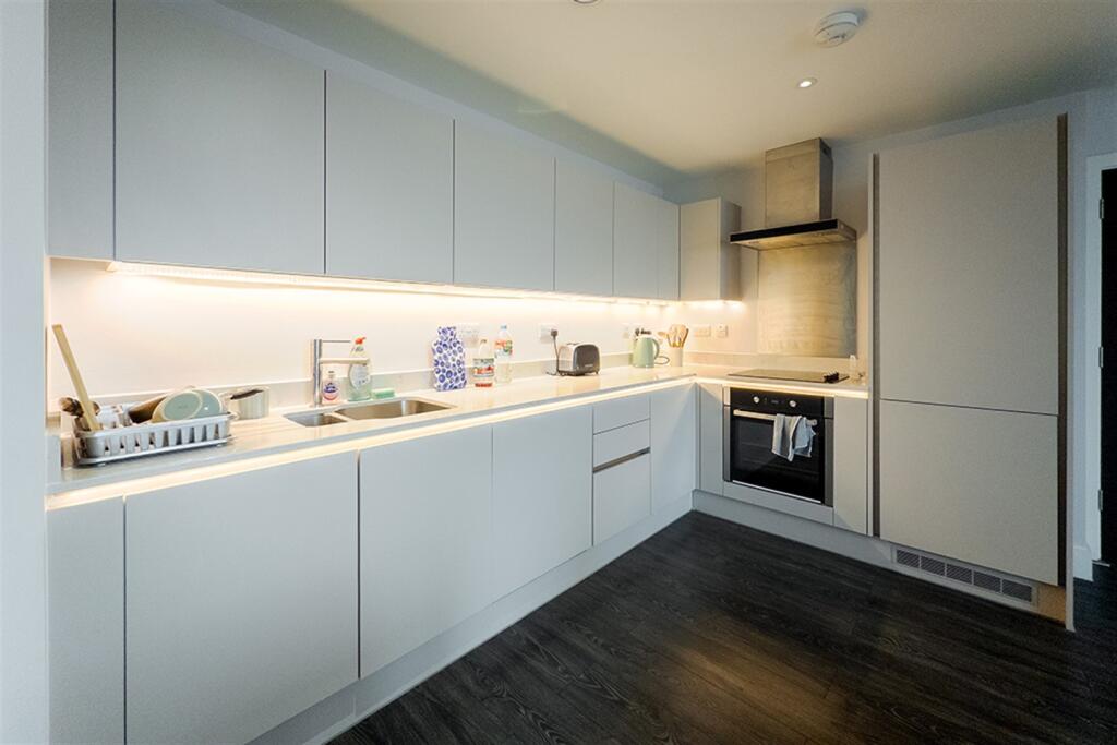 Apartment in Manchester - View 4