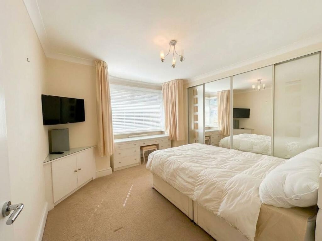 2-bed semi-detached on Tennison Avenue, Borehamwood, WD6, £575,000