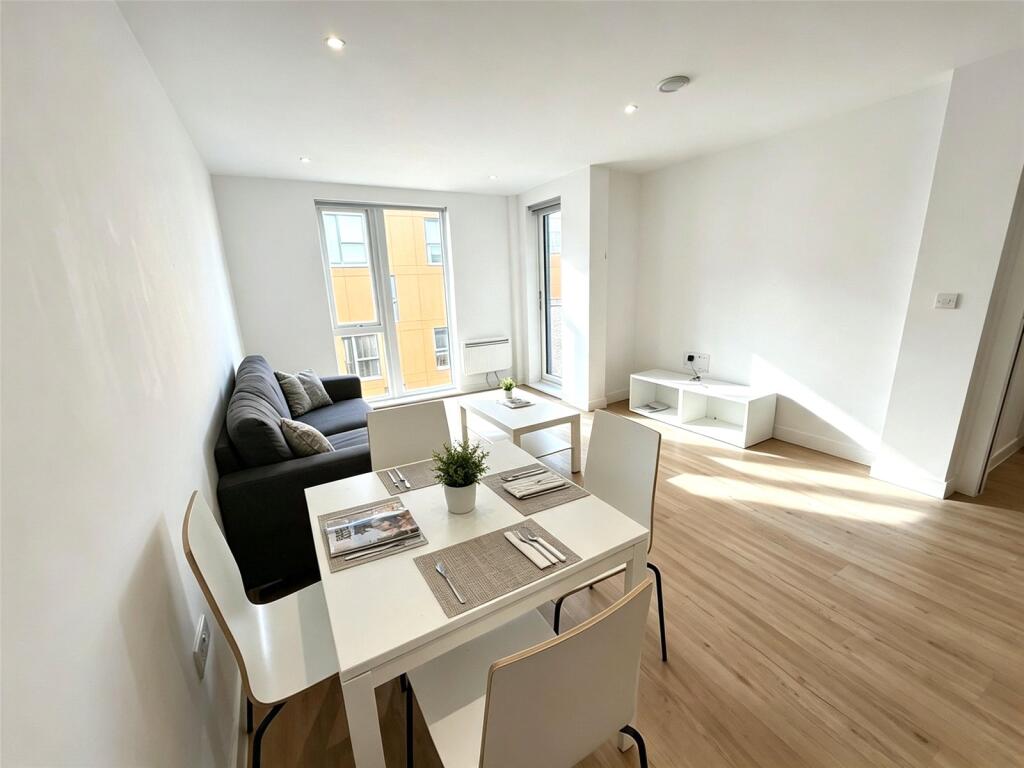 Apartment in Manchester, Brunswick, Ardwick - View 5