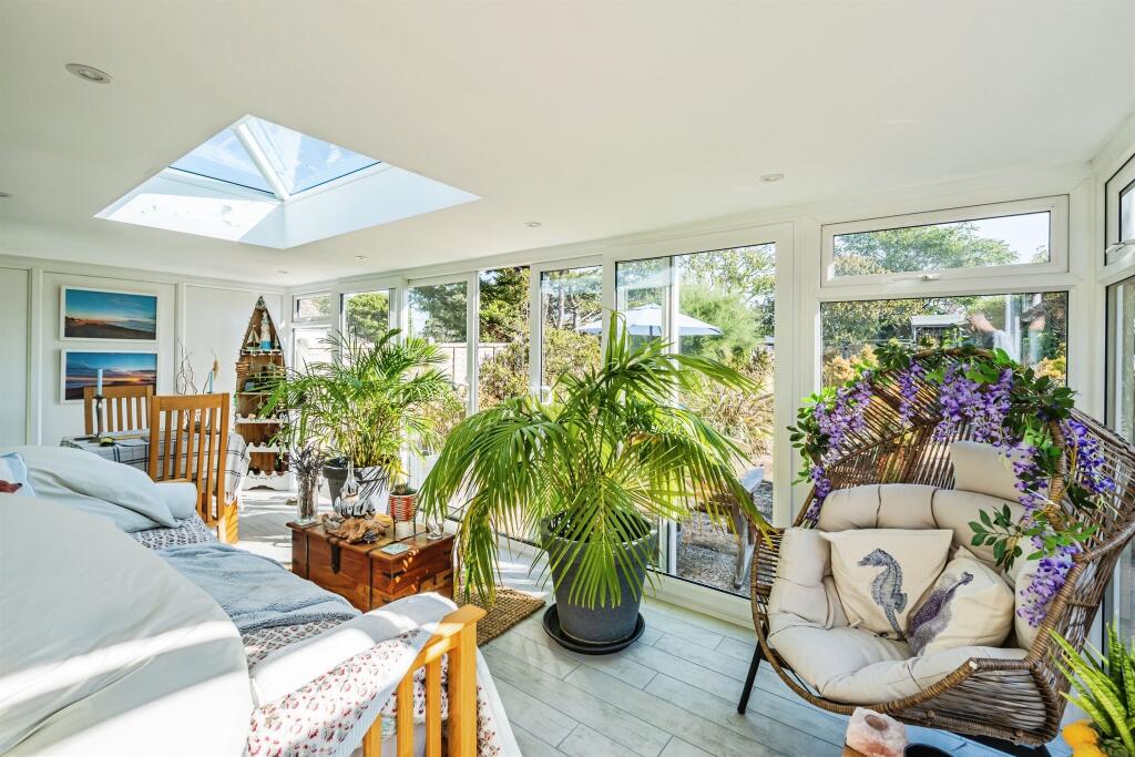 House in Brighton - More