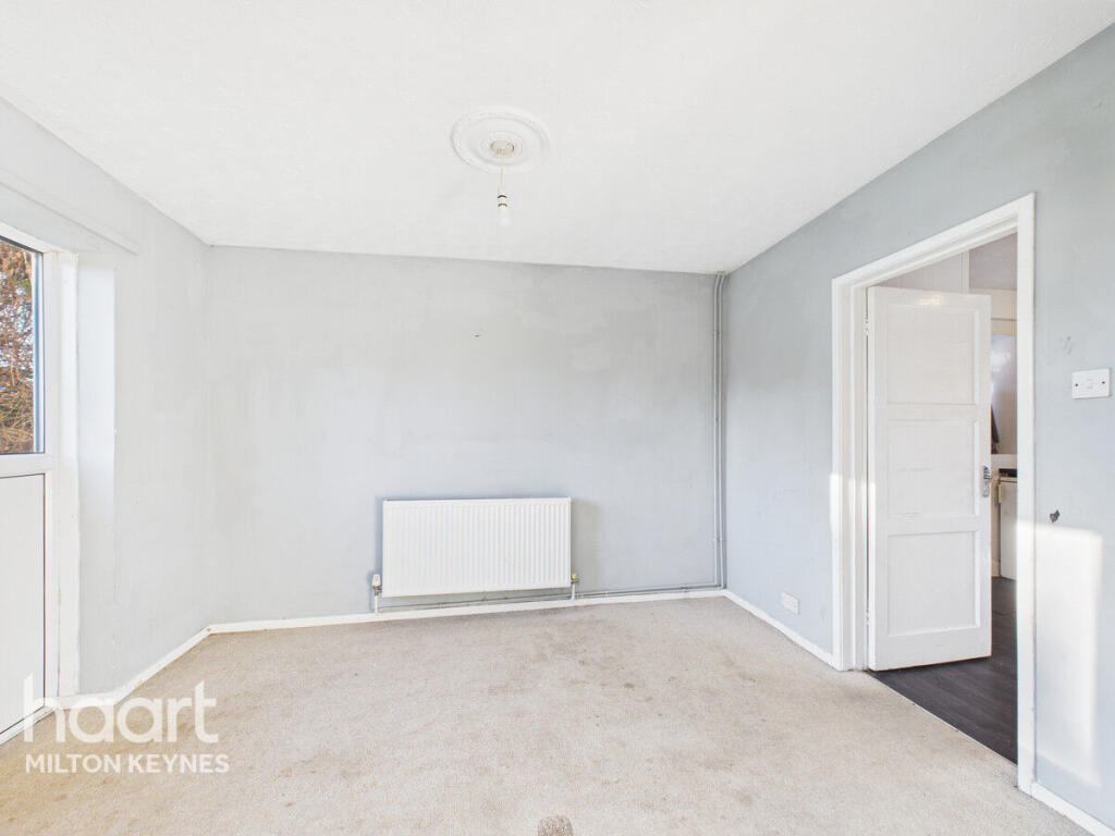 Althorpe Crescent, Bradville photo 4